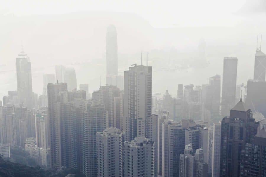 Anti-Polluaging: Kosmetik als Schutz vor schädlichen Umwelteinflüssen